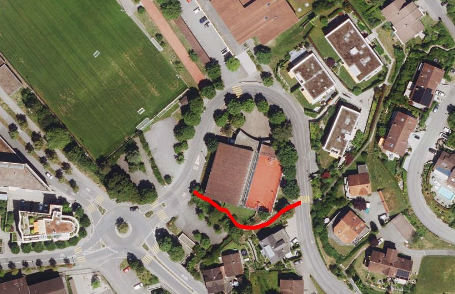Luftbildausschnitt Sperrung Wanderweg bei der Dottenbergturnhalle